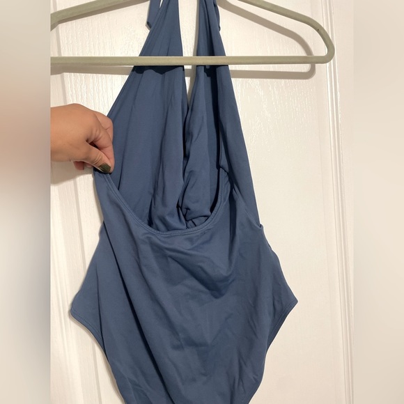 So De Mel Carlotta deep v-neck one-piece swimsuit - Picture 7 of 7